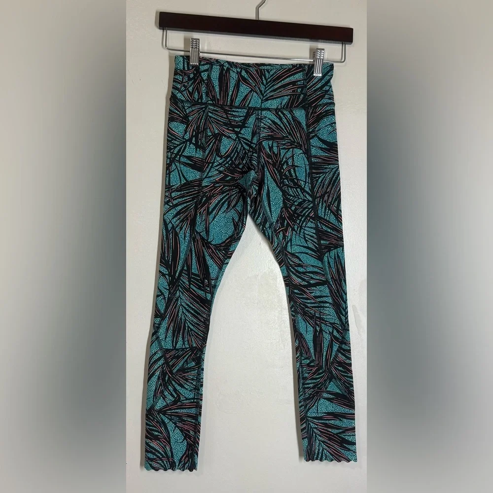 Lululemon Tight Stuff Tight Tropical Print Crop Leggings